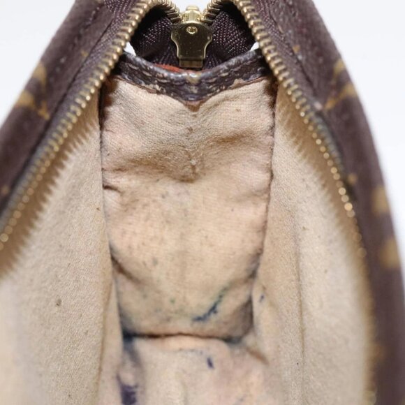 LOUIS VUITTON Monogram Poche Toilette 15 Pouch - Picture 11 of 16